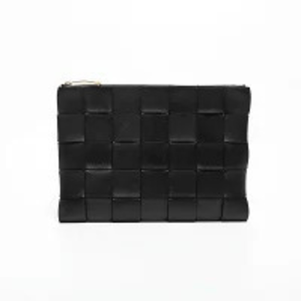 Bottega Veneta Maxi Intrecciato Nappa Clutch Bag Black